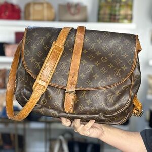 LV MONOGRAM CROSSBODY